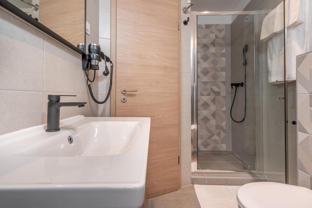 Aaa Apartments & Rooms With Free Parking Pula Zewnętrze zdjęcie